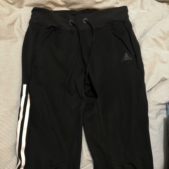 Adidas pants - Picture 1 of 3